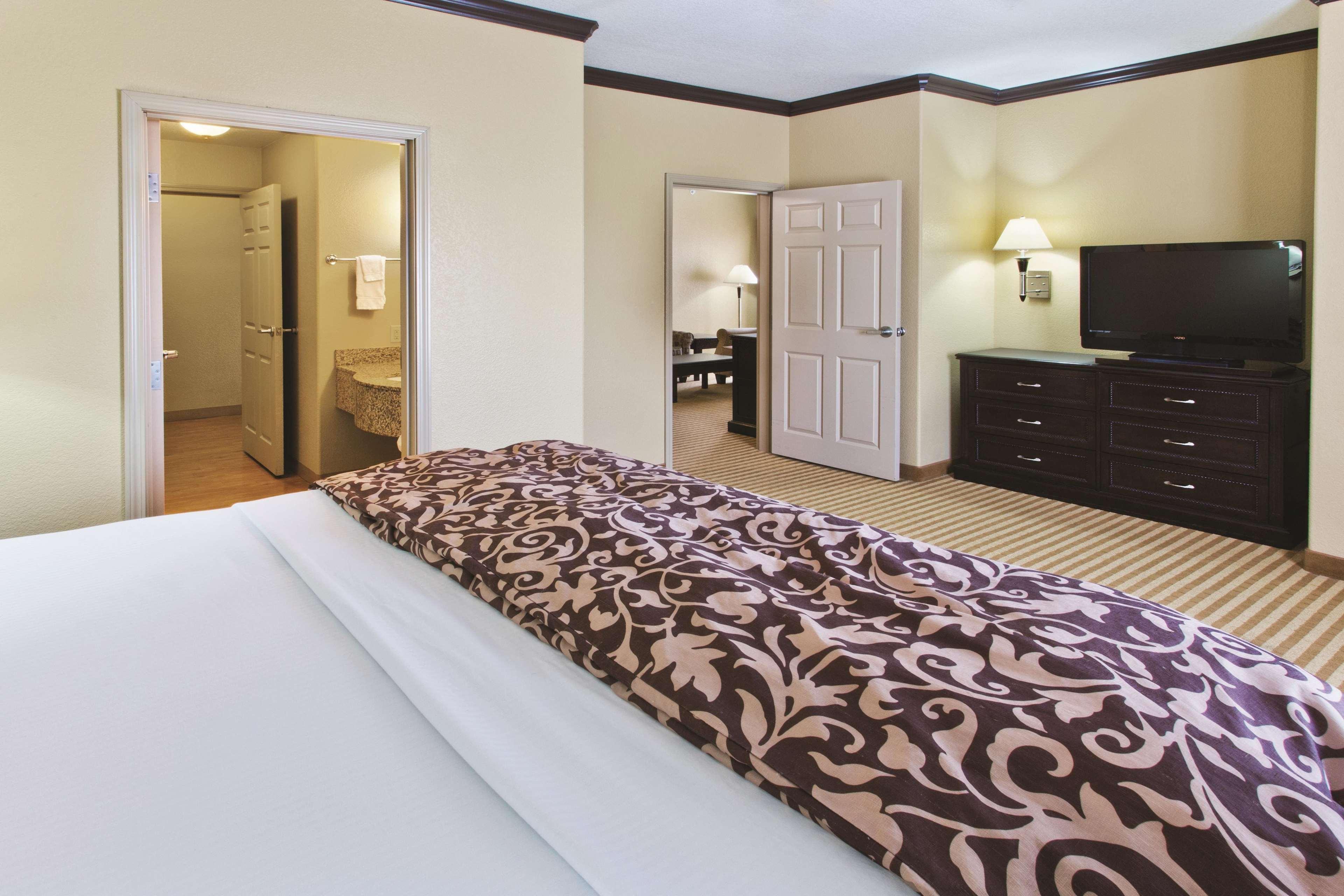 La Quinta Inn And Suites By Wyndham - Шертц Екстер'єр фото