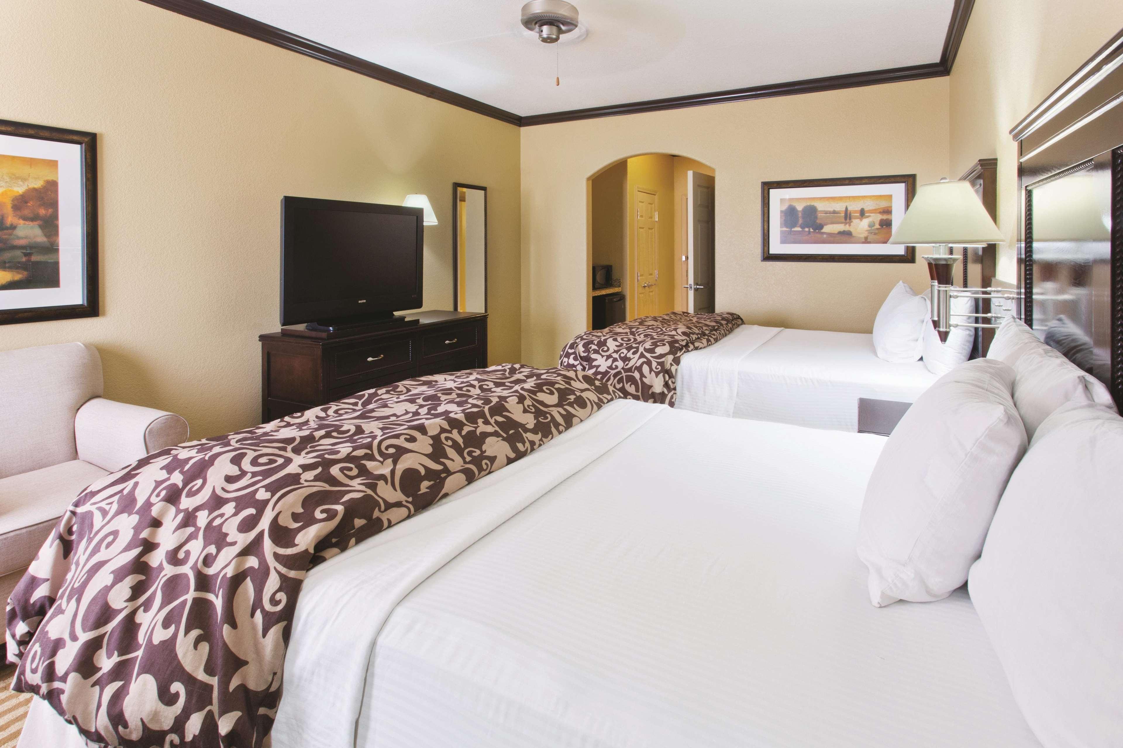 La Quinta Inn And Suites By Wyndham - Шертц Екстер'єр фото