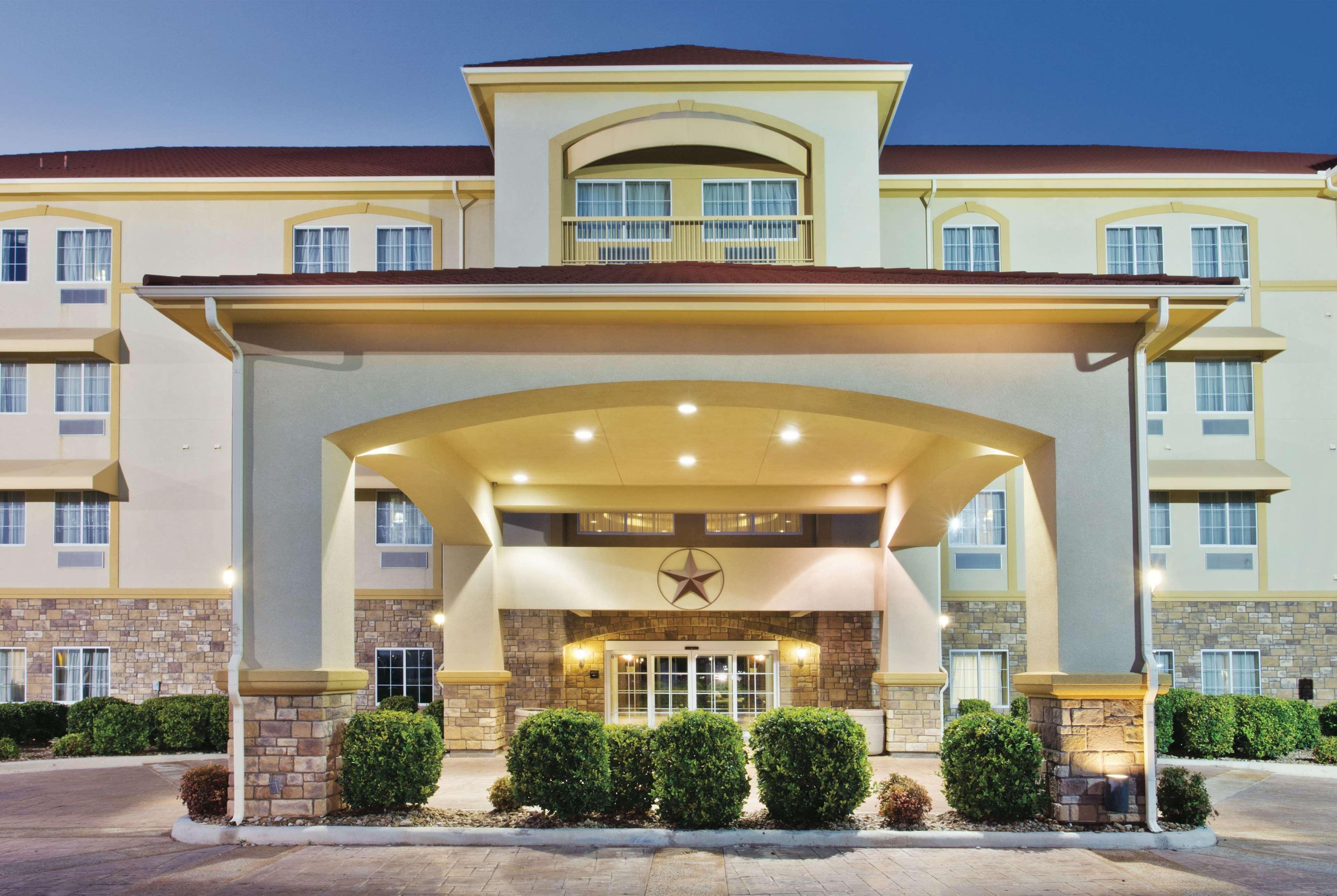 La Quinta Inn And Suites By Wyndham - Шертц Екстер'єр фото