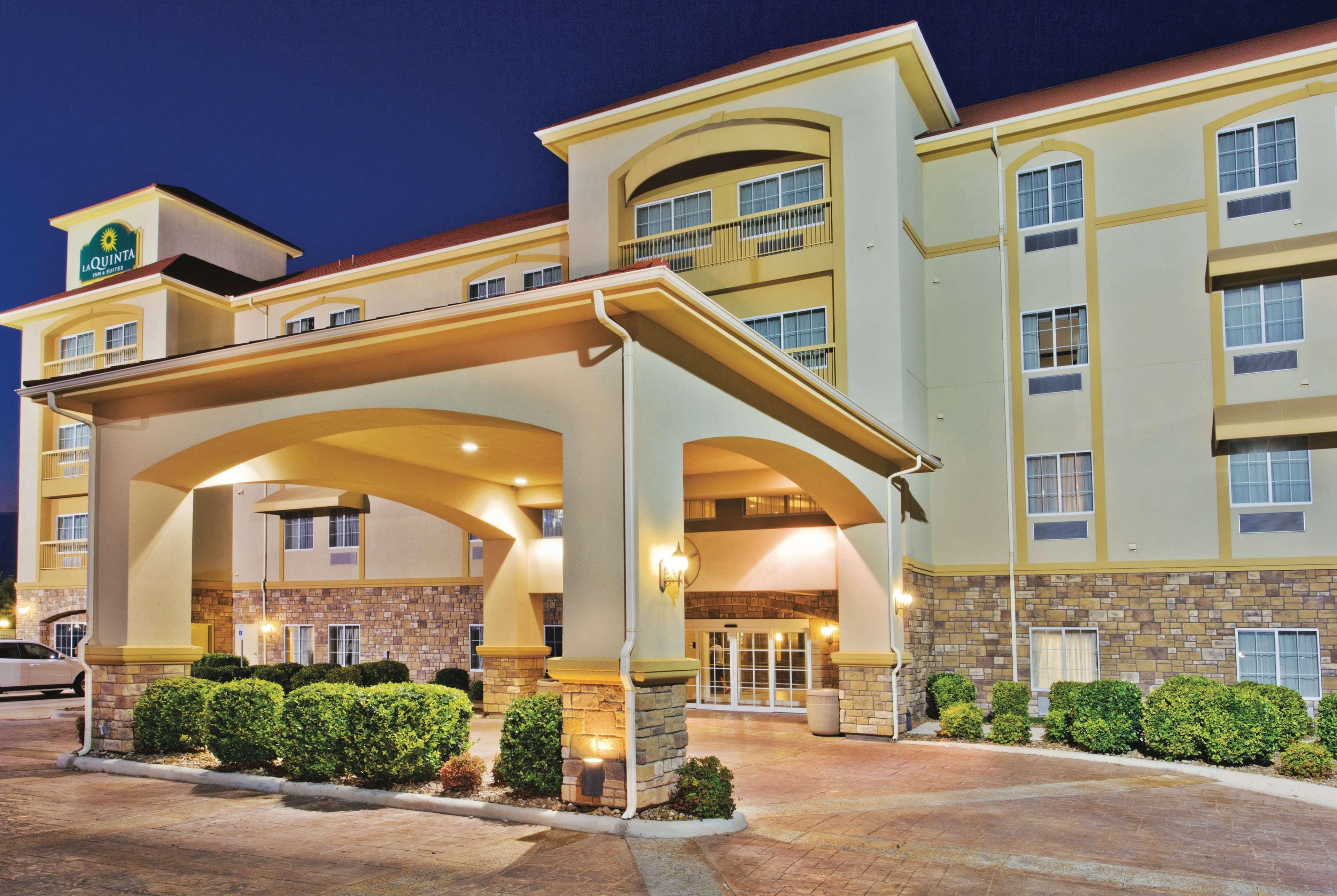 La Quinta Inn And Suites By Wyndham - Шертц Екстер'єр фото
