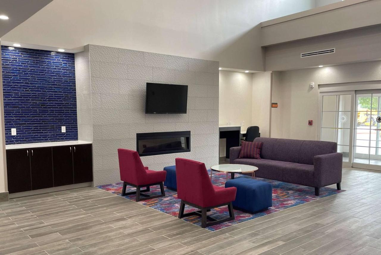 La Quinta Inn And Suites By Wyndham - Шертц Екстер'єр фото