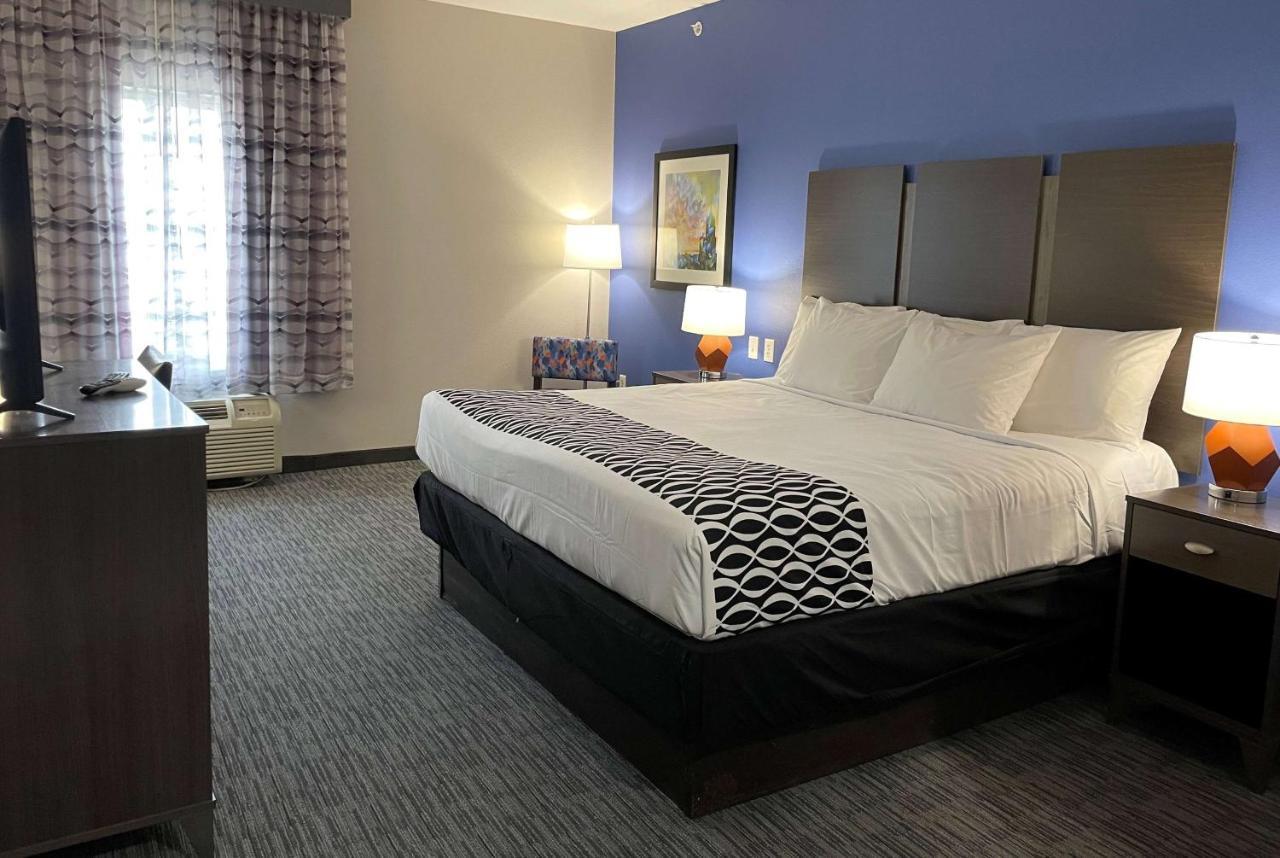 La Quinta Inn And Suites By Wyndham - Шертц Екстер'єр фото