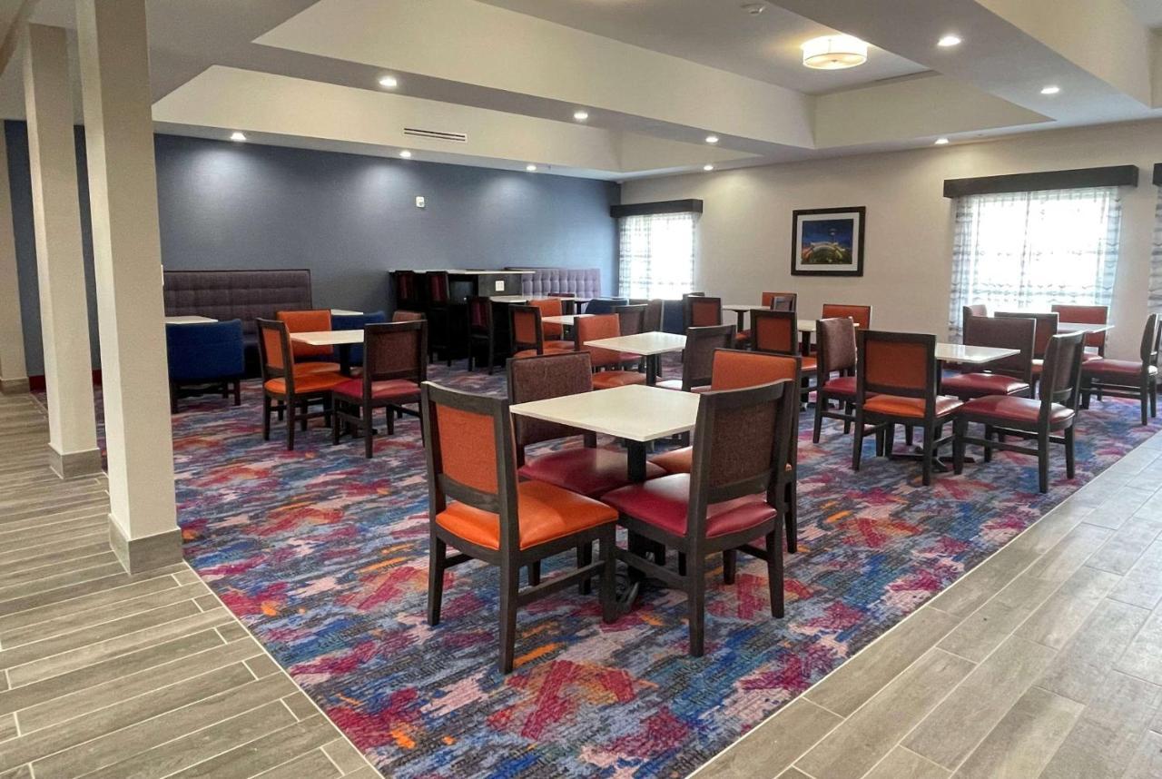 La Quinta Inn And Suites By Wyndham - Шертц Екстер'єр фото